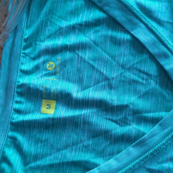 Xersion Semi Fit Turquoise V Neck Athletic Workout Shirt Size M - Picture 5 of 5